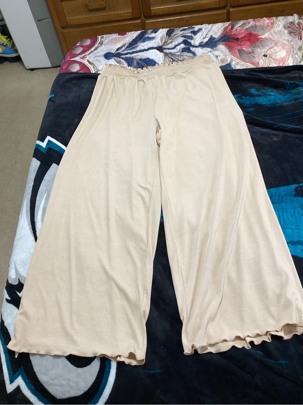 Women’s Wide-Leg Cream dress Pants